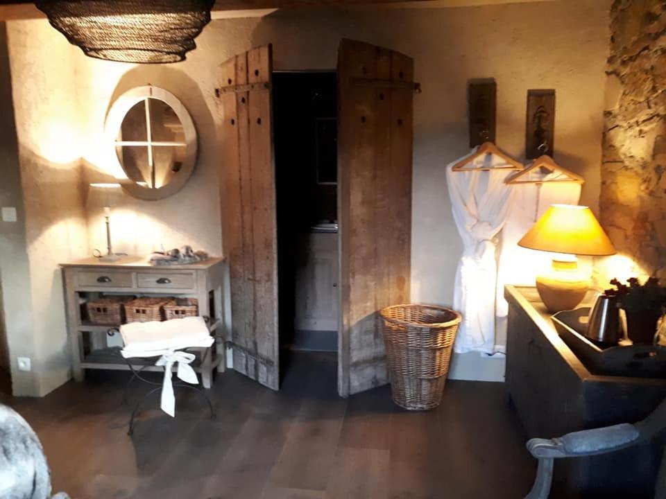 Le Hangar Des Voyageurs Petit-Halleux Dış mekan fotoğraf